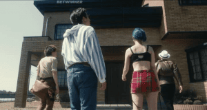  :  